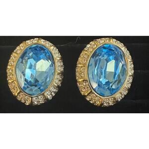 Stunning Vintage Ciner Gold Tone Blue Crystal Earrings